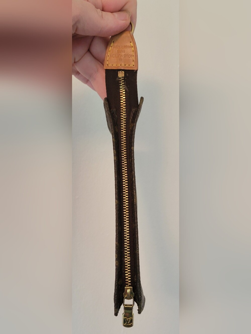 Authentic Louis Vuitton Monogram Pouch - Picture 9 of 11